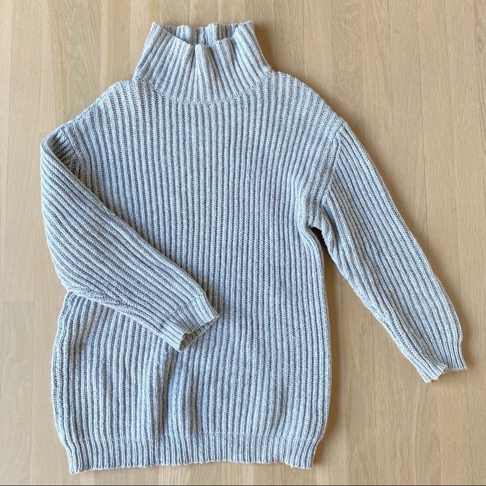 BDG grey turtleneck sweater